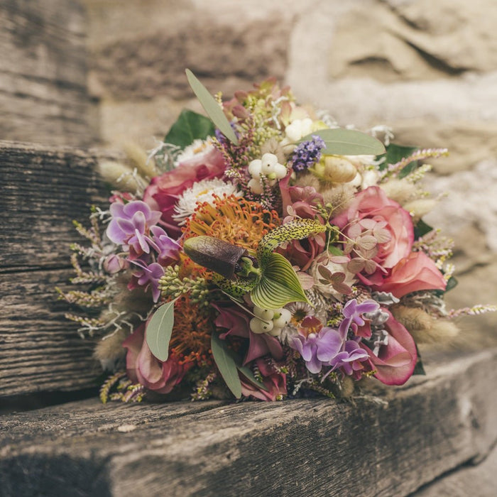 Why Dry Flowers Bouquets Are Becoming Increasingly Popular in Singapore?