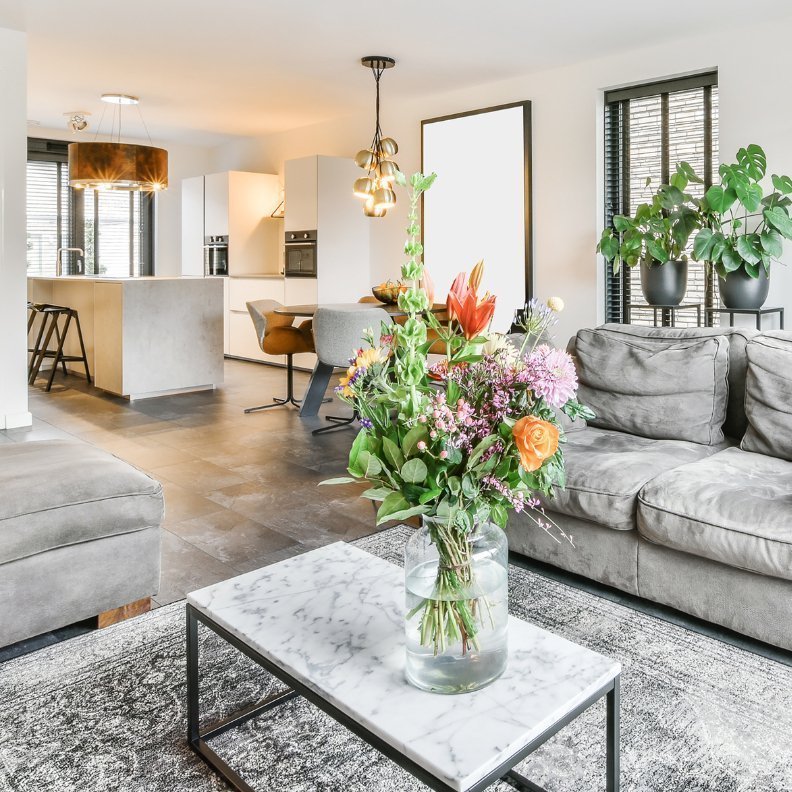 The Ultimate Guide to Choosing the Perfect Flowers for Your Home - Well Live Florist