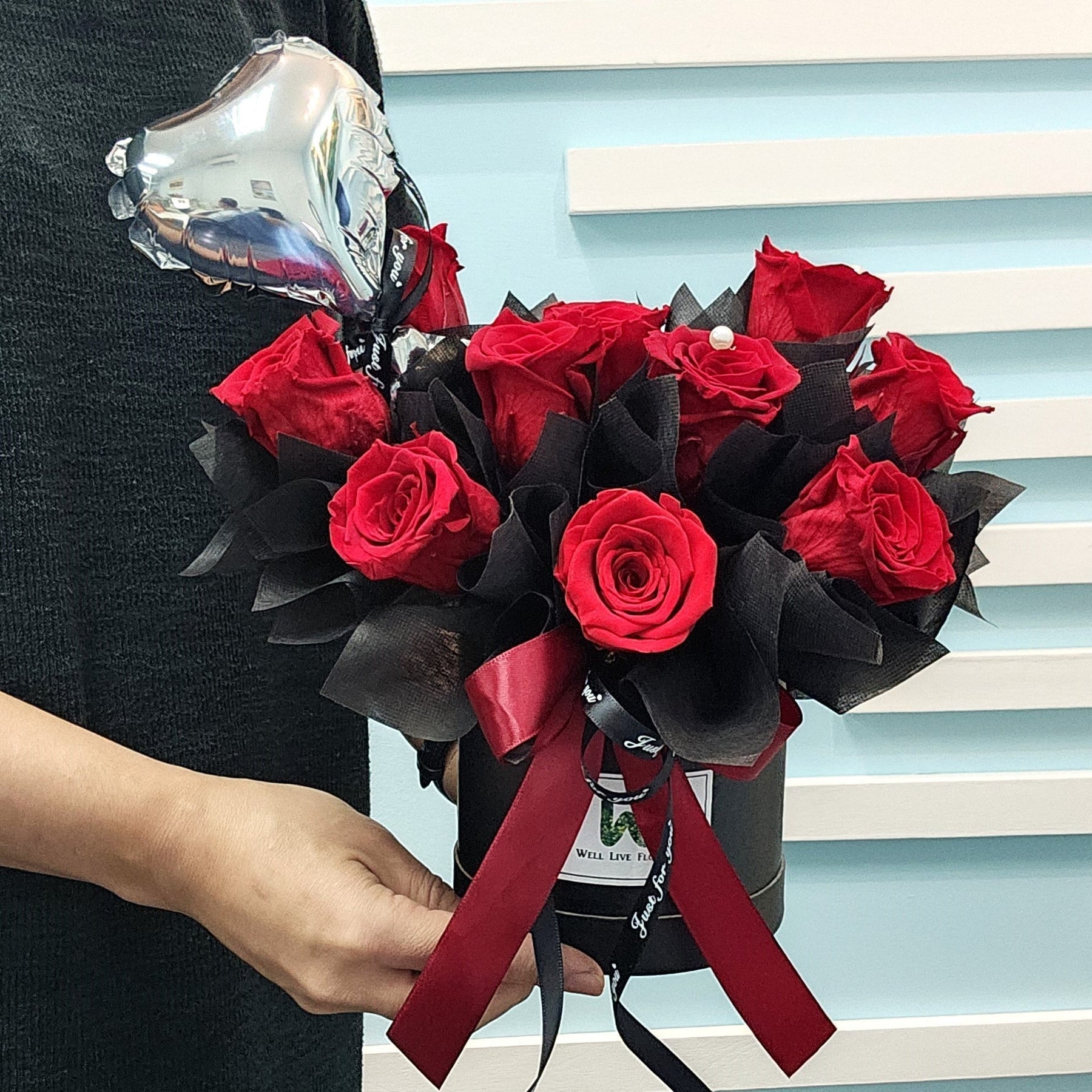 Luxury Red Rose Bouquet for 520 Day - Well Live Florist