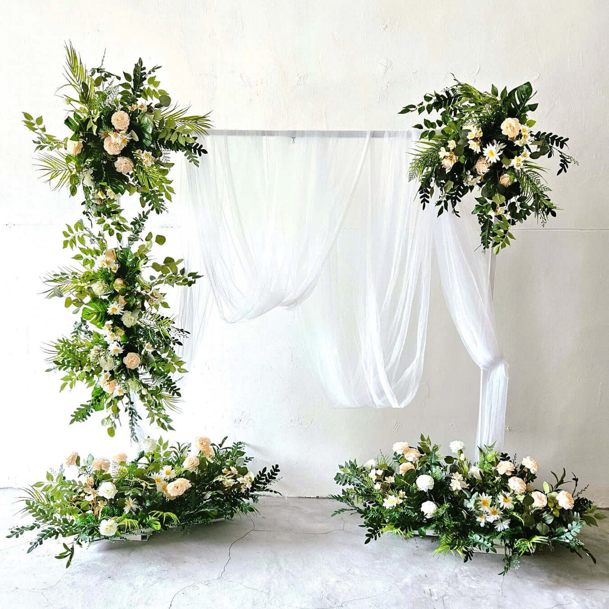 floral ring decor | Wedding stage decorations, Engagement stage decoration,  Stage decorations