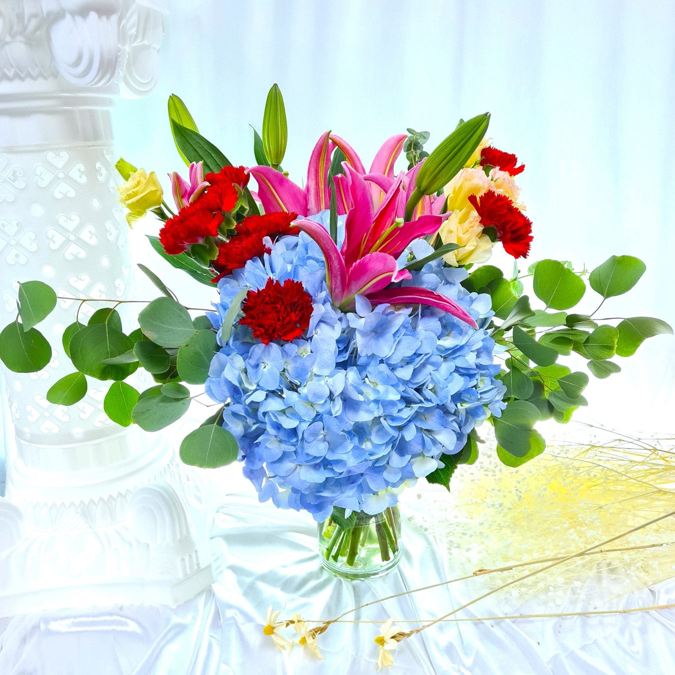 flower in vase, fresh flower, preserved flower, flower delivery Singapore, Florist Singapore, Well Live Florist
