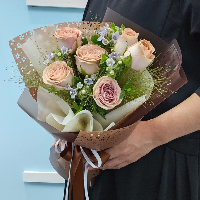 Brew-Tiful Blooms - Hand Bouquet - Fresh Cappucino Roses - Free Delivery - Well Live Florist