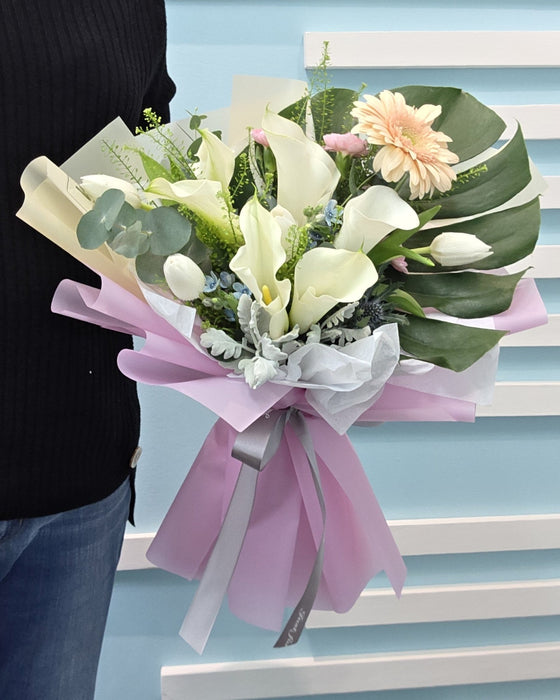 Calla Charm - Calla Lily Bouquet - Hand Bouquet - Flower Delivery Singapore - Well Live Florist