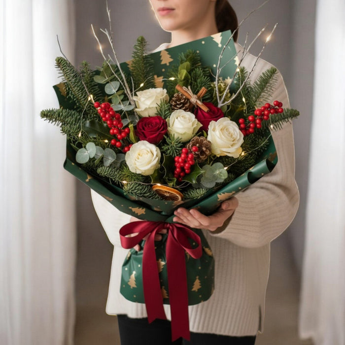Christmas Wintergreen - Christmas Flower Bouquet - Hand Bouquet - Flower Delivery Singapore - Well Live Florist
