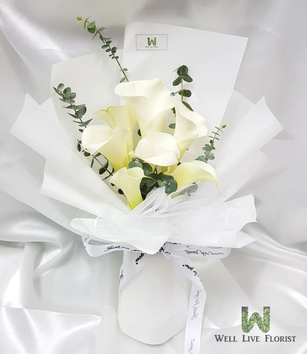 Classic Charm - Calla Lily Hand Bouquet - Flower Bouquet - Free Same Day Delivery - Florist Singapore - Well Live Florist