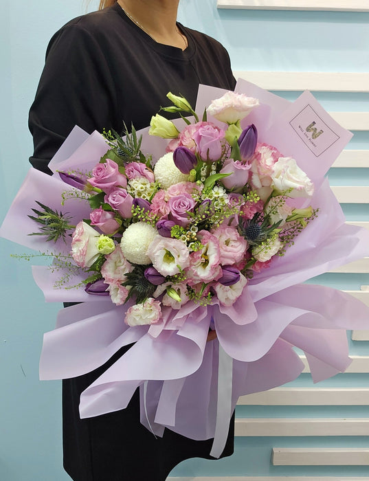 Cute Smile - Hand Bouquet - Flower Bouquet - Flower Delivery Singapore - Well Live Florist