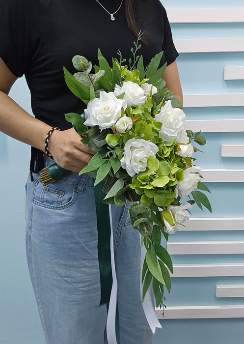 Bridal Bouquet - Cascading bridal Bouquet - Wedding Bouquet - Flower Delivery Singapore - Well Live Florist