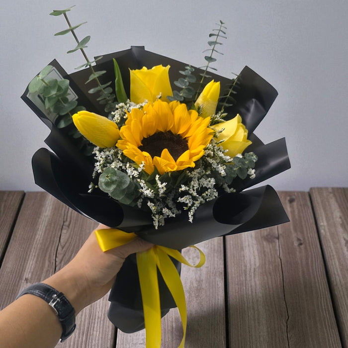 Golden Prairie - Sunflower Hand Bouquet - Flower Delivery Singapore - Well Live Florist