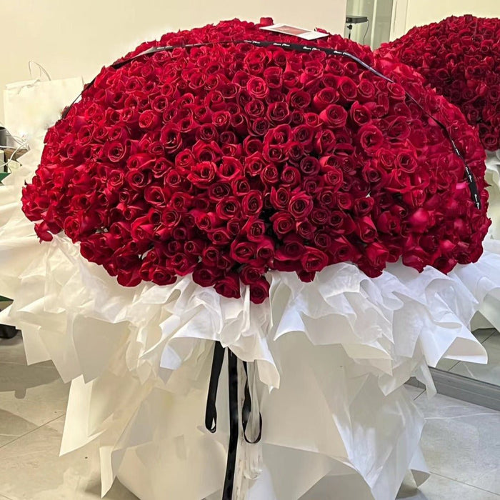 999 rose bouquet - Rose bouquet - Flower Delivery Singapore - Well Live Florist