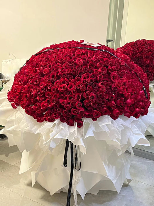 999 rose bouquet - Rose bouquet - Flower Delivery Singapore - Well Live Florist