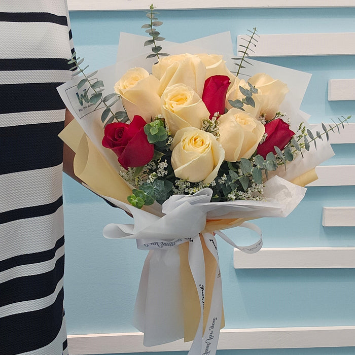 Perfect Pairing - Rose Hand Bouquet - Flower Delivery Singapore - Well Live Florist