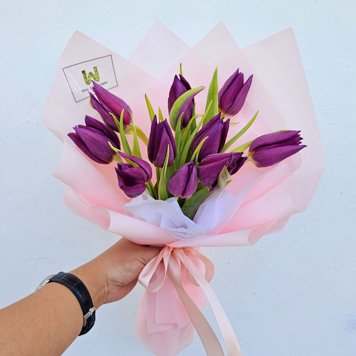 Star Shine - Tulip Hand Bouquet - Flower Bouquet - Flower Delivery Singapore - Well Live Florist