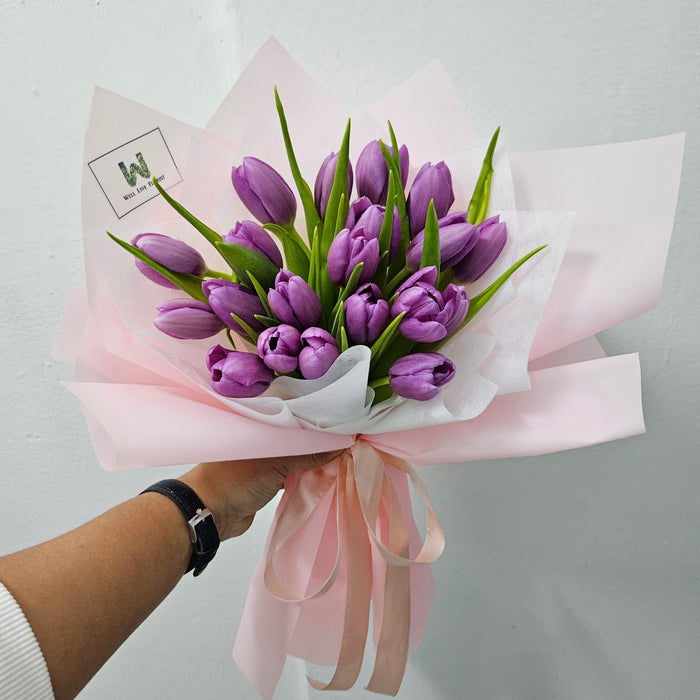 Star Shine - Hand Bouquet - Hand Bouquet - Tulip - Tulips - Well Live Florist