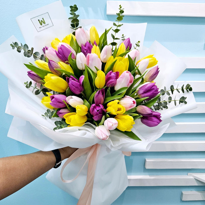 Tulip Fantasy - Hand Bouquet - Hand Bouquet - Tulip - Tulips - Well Live Florist