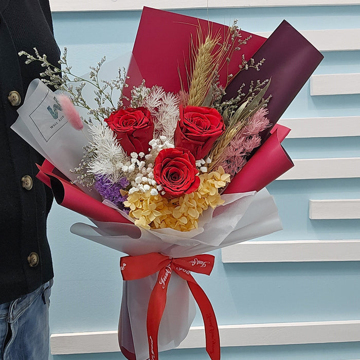 VD Rosso Amore - Preserved Rose Bouquet - Valentines Day Flower - Flower Delivery Singapore - Well Live Florist