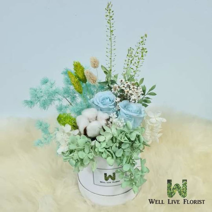Phoebe - Preserved Flower Box Arrangement - Green Color Theme - Flower Box - Flower Delivery Singapore - Well Live Florist