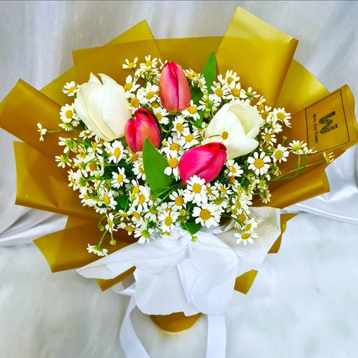 Bloomful Harmony - Hand bouquet - Tulip Bouquet - Daisy - Flower Delivery Singapore - Florist Singapore - Flower Bouquet - Well Live Florist