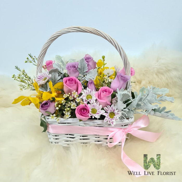 Rose bouquet, flower box, flower basket