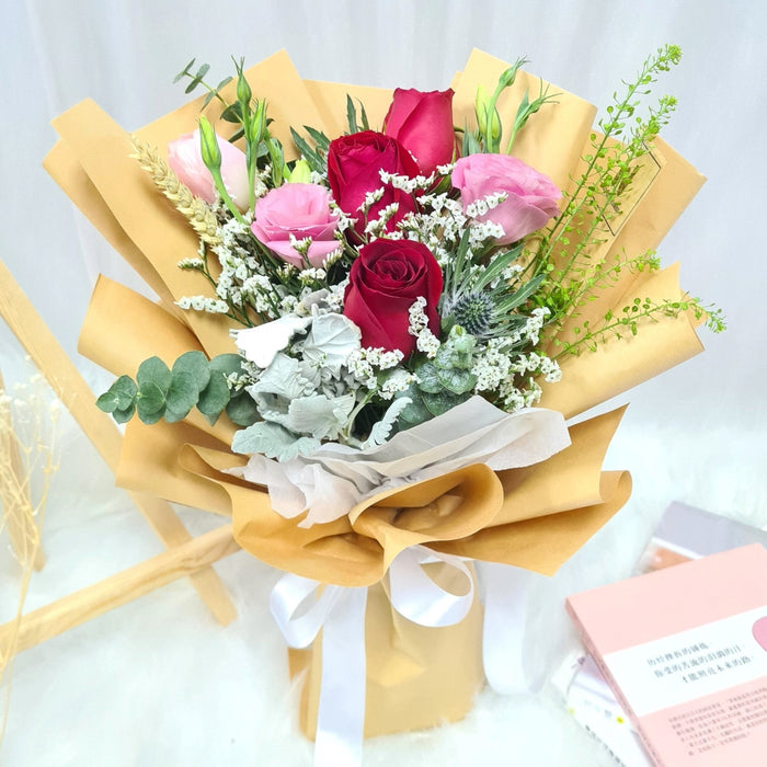 Fiery Bloom - Rose Hand Bouquet - Flower Bouquet - Flower Delivery Singapore - Well Live Florist