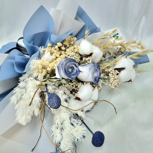 Preserved flower bouquet, hand bouquet, preserved rose