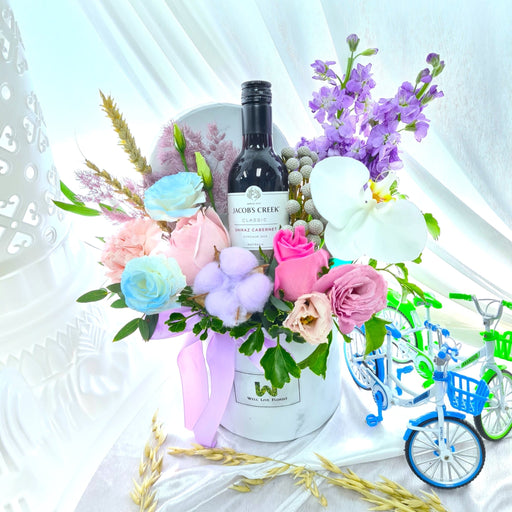 Hearts And Flowers - Flower Box - Gifts & Hampers - Roses - Well Live Florist