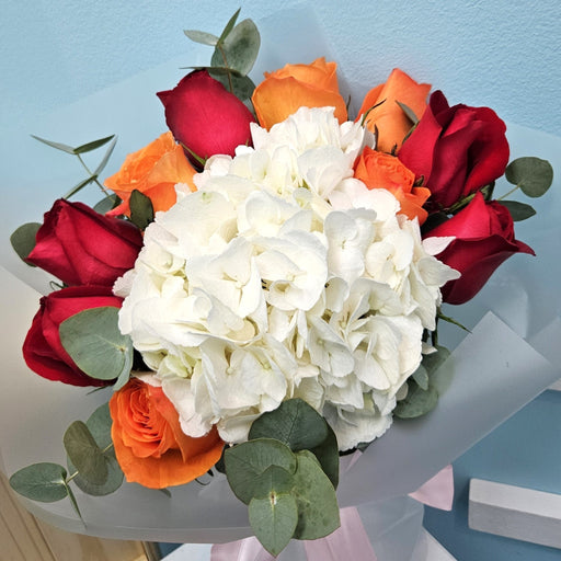 Ivory Blush - Hand Bouquet - Hand Bouquet - Hydrangea - Roses - Well Live Florist