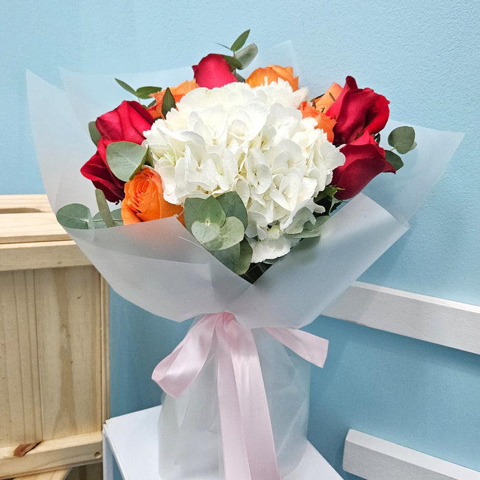 Ivory Blush - Hand Bouquet - Flower Bouquet - Hydrangea - Roses - Flower Delivery Singapore -Well Live Florist