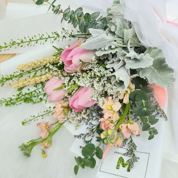 Sweet Devotion - Tulip Hand Bouquet - Flower Bouquet - Flower Delivery Singapore - Well Live Florist