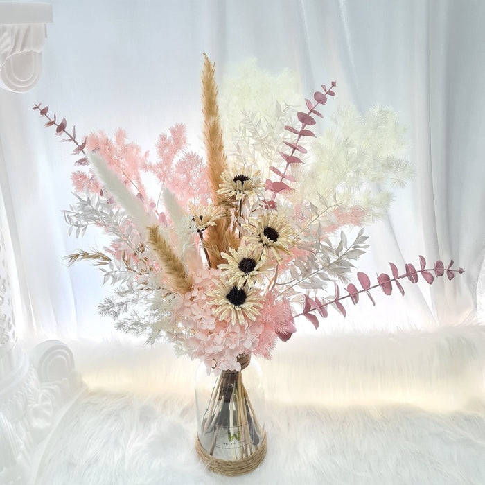 Preserved flower, flower in vase