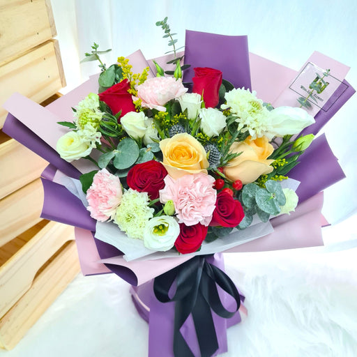 Fresh red rose bouquet, champagne rose bouquet, pink carnation bouquet, Eustoma bouquet, Scabiosa bouquet