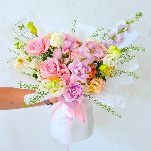 Fresh flower hand bouquet, Fresh hydrangea hand bouquet, Fresh rose bouquet, Tulips bouquet