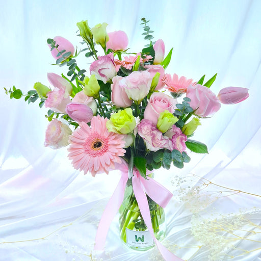 Flower in vase, Pink flower in vase, vase arrangement, flower delivery singapore, well live florist