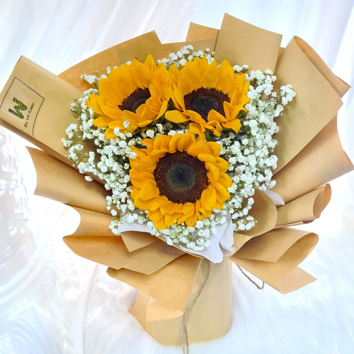 Sunflower bouquet, hand bouquet