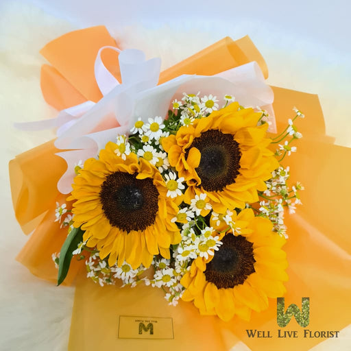 Hand Bouquet Of Sunflower and Daisy Flower